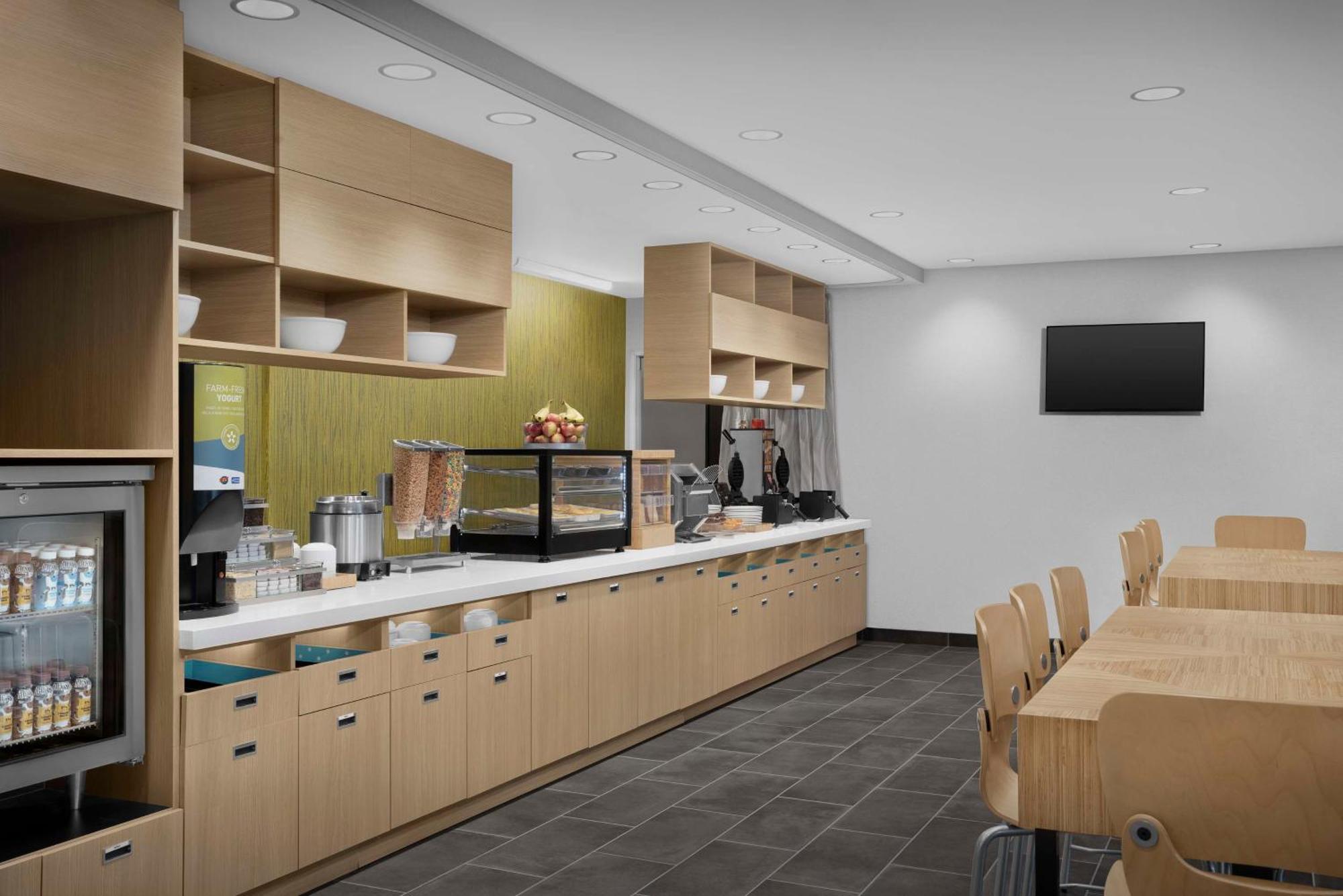 Home2 Suites By Hilton Poughkeepsie Esterno foto